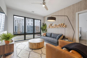 Walk to Nightlife, Vanderbilt, Minutes to Broadway